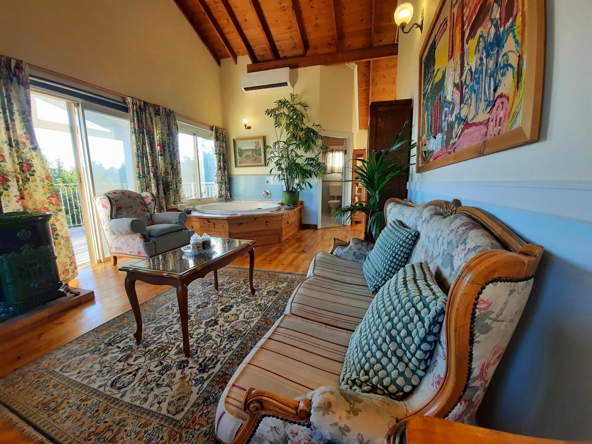 Ha'Seuda Ha'Achrona Suites Amirim Buitenkant foto